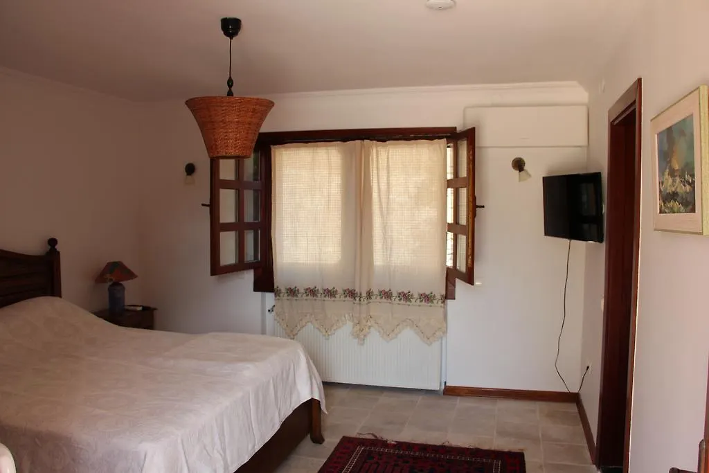 Bed & Breakfast Villa Vino Mesudiye